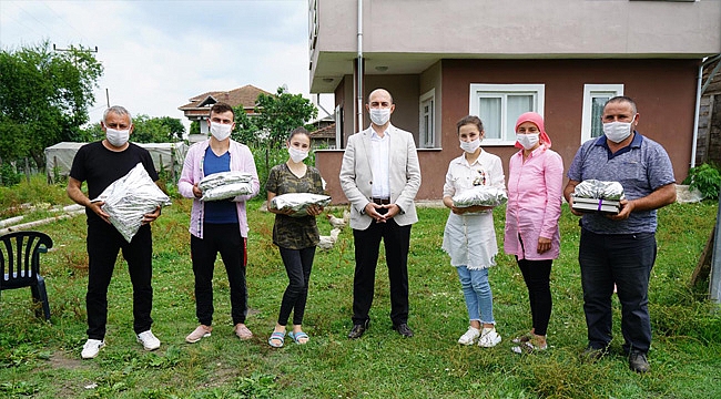 Terme'de yılın babası Yusuf Yüksel