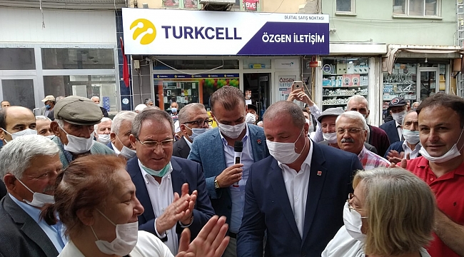 CHP, Ladik’te ‘Hayır Çarşısı’ açtı