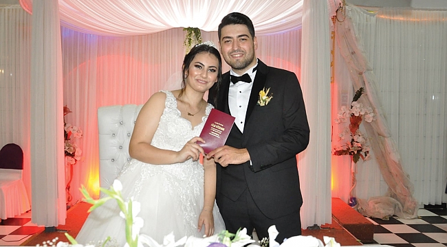 Ebru İle Onur dünya evine girdi