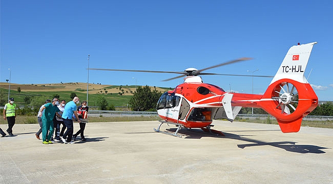 Havza'da traktör devrildi: 3 yaralı