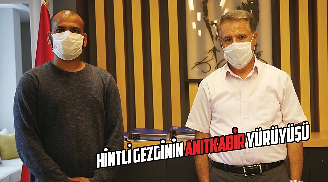  Hintli gezginin Anıtkabir yürüyüşü