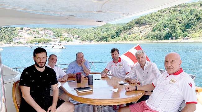 İSTANBUL BOĞAZI’NDA ZİRVE