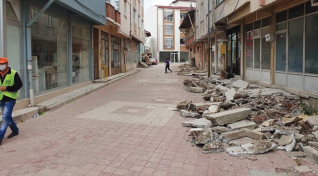 Ladik’te kaldırım çalışmaları