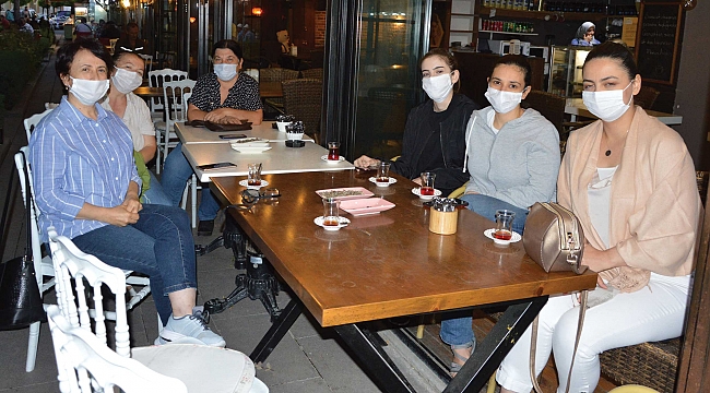 Sokak hayvanları için platform kurdular