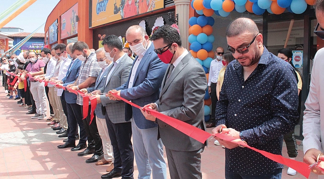 Zamunda Eğlence Krallığı açıldı