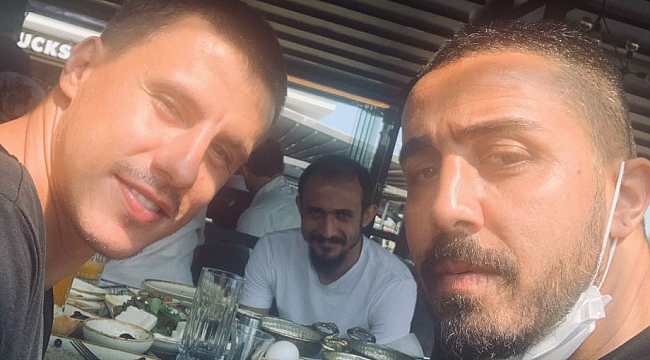 KAFFA KAFFEE'DE KAHVALTI YAPTILAR