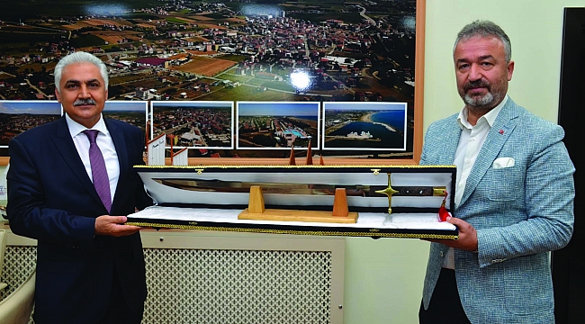 Urhal’a hediye kılıç