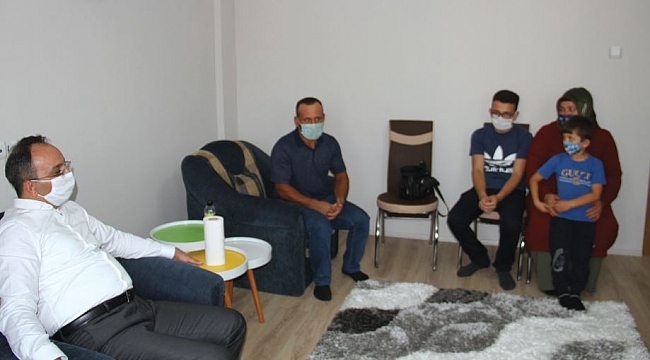 Hayırseverlerden daire sürprizi