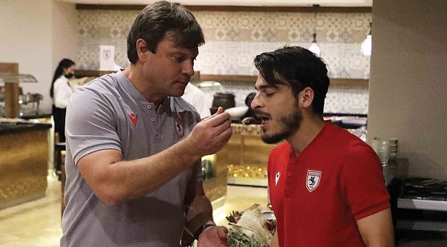 İlyas’a doğum günü sürprizi