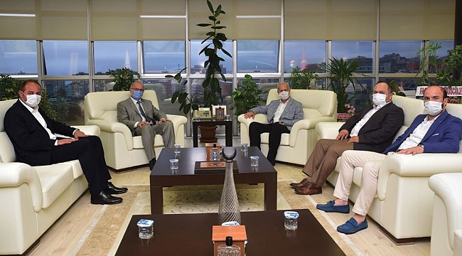 Karapıçak’tan Ünal’a hayırlı olsun ziyareti