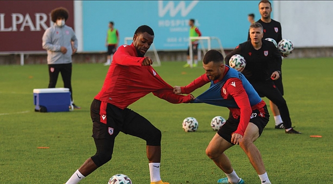 FUTBOLCULAR İSTEKLİ VE HIRSLI