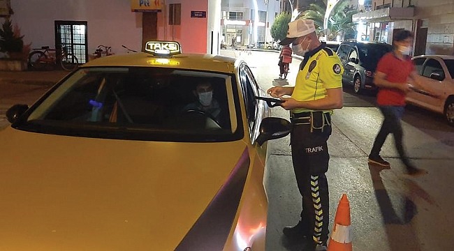 KURALLARA UYMAYAN SÜRÜCÜLERE CEZA YAĞDI
