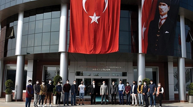 Uluslararası öğrenciler bayramı kutladı