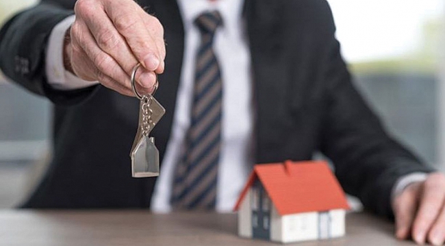 YETKİ BELGESİ OLMAYAN EMLAKÇILIK YAPAMAYACAK