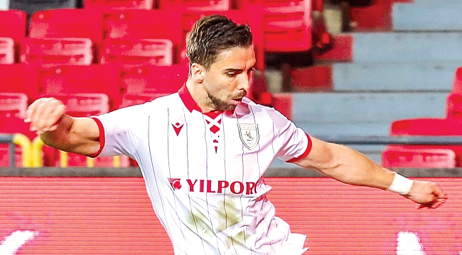 KARA BULUTLAR DAĞILMIYOR!