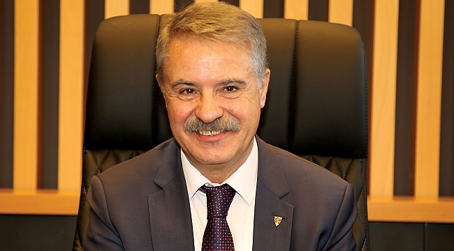 Tiyatrolarının çağrısına Deveci kayıtsız kalmadı