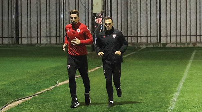 TOMANE SIKI ÇALIŞIYOR