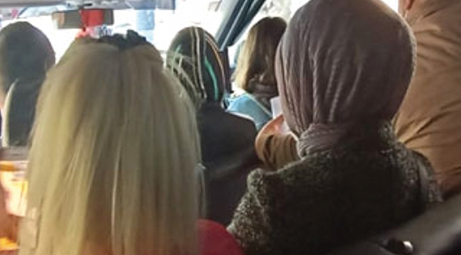 DOLMUŞLAR TIKA BASA