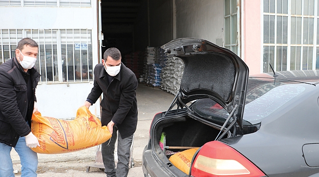 ‘Hayvanları yemi bitti, yardım edin’