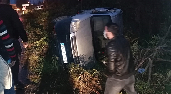 Kamyon ticari araca çarptı