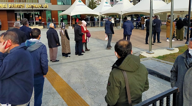 Vergi Dairesi'nde borç kuyruğu