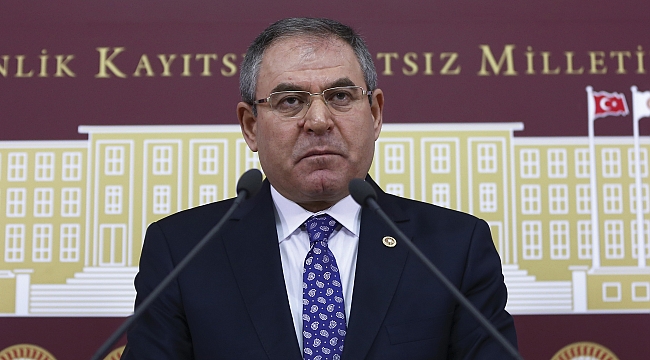 Zeybek’ten ‘insanlık’ mesajı