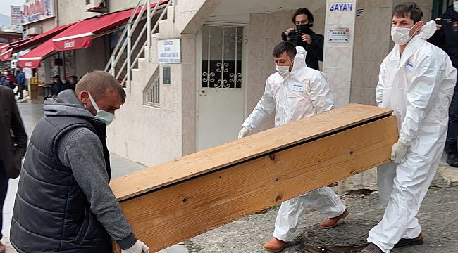 Cami tuvaletinde ölü bulundu