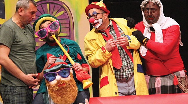 Sanatçılara destek