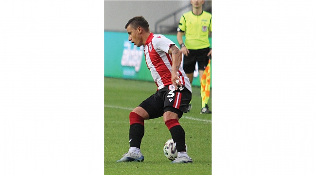 Şehirden ayrıldılar