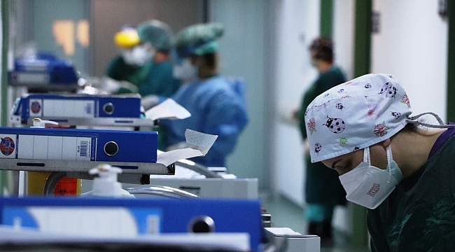 2 bin 710 hemşire öldü