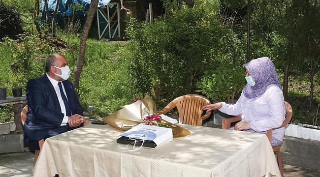 Sandıkçı'dan anlamlı ziyaret