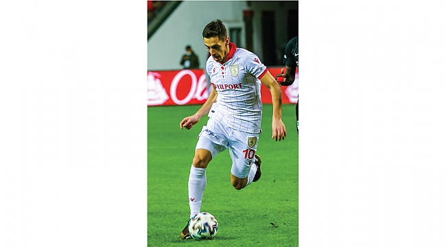 Savicevic’ten muhteşem performans