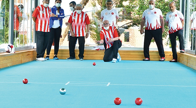 Huzurevinde ‘Bocce’ heyecanı