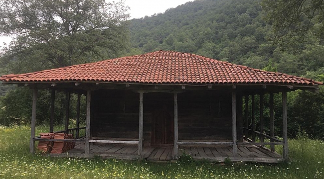 Çivileri bile ahşap!