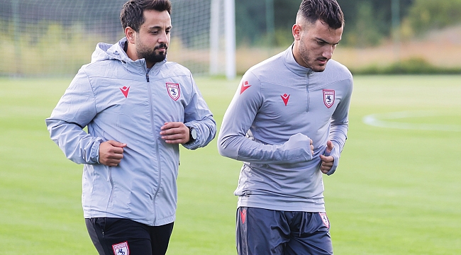 Enes ayrı çalışıyor