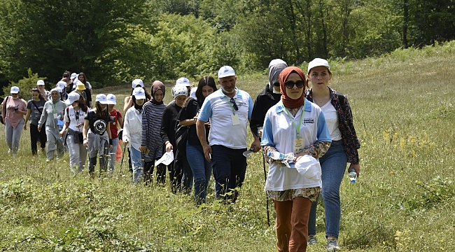 ‘Gençlik Kampı’nda stres attılar