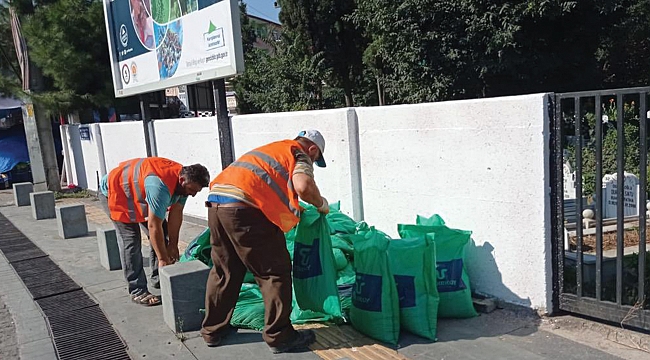 Tekkeköy’de mezarlıklara toprak bırakıldı
