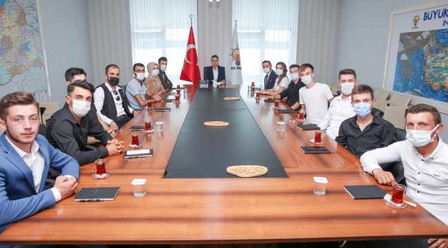 AK Partili gençlerden Ankara'ya ziyaret