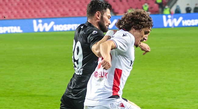 Hakem iki puandan etti!