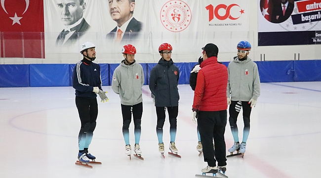 Şimşek'in hedefi Pekin