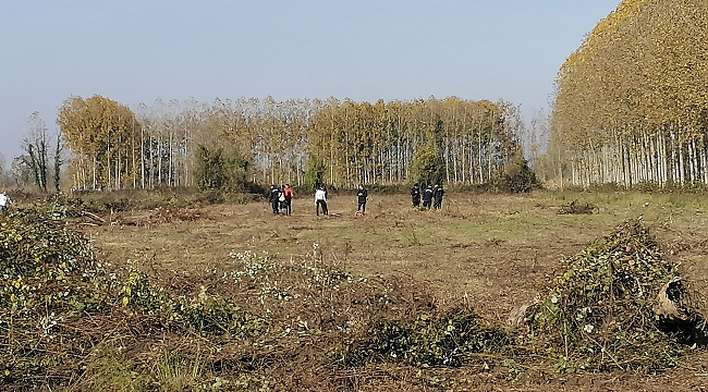 BİR AVUÇ TOPRAK İÇİN…