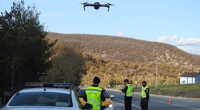 Kavak'ta drone ile trafik denetimi