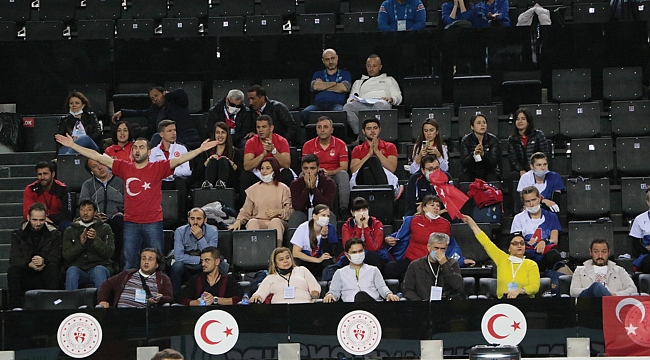 Millilerimiz yarı finalde