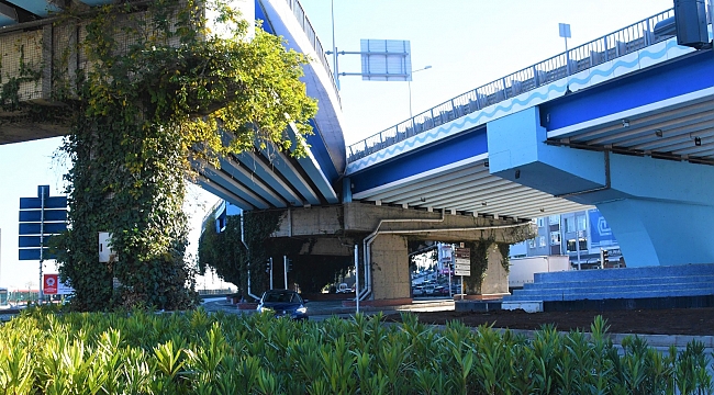 Belediye Evleri Kavşağı’na estetik dokunuş