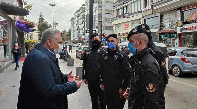 Emniyet Müdürü Urhal ekiplerle