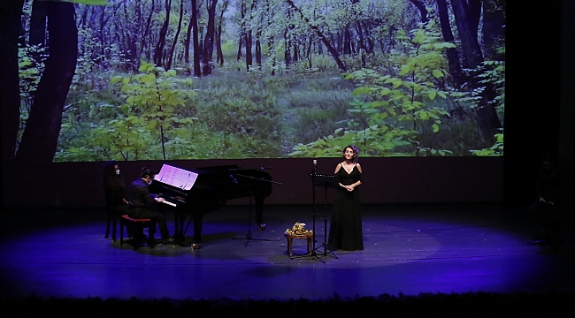 Güz Türküleri tekrar sahnede