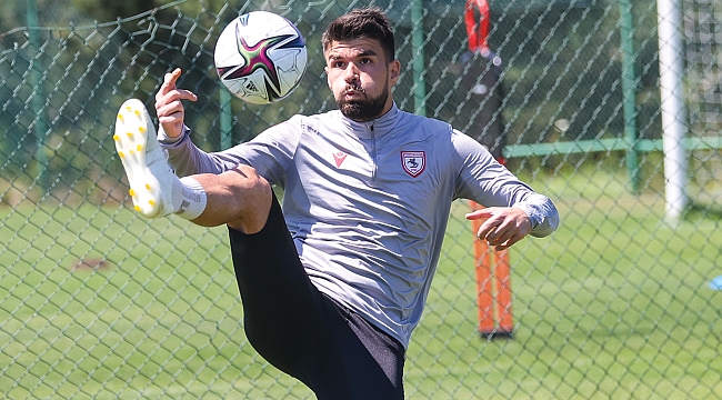 Hasan kafasında bitirmiş!