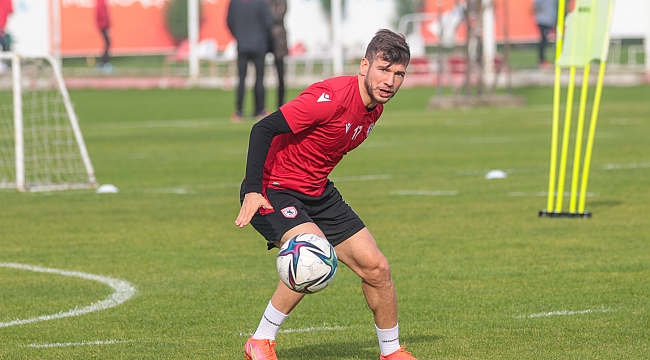 Melih’ten sevindiren performans