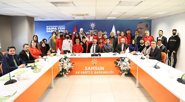 Sporcu, antrenör ve yöneticilerle buluştu 