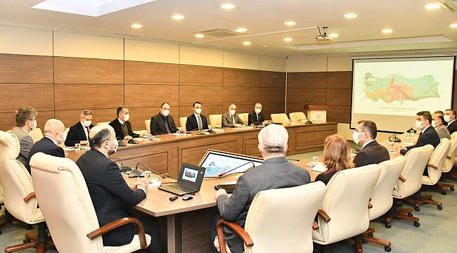 Vali Dağlı'dan Omicron uyarısı!